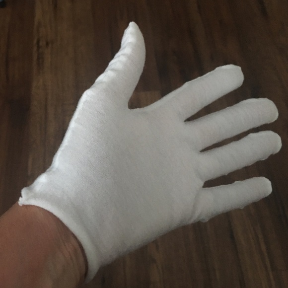 Accessories - 5 Pairs-Dry Hands? 💤 in White Cotton Gloves, OS
